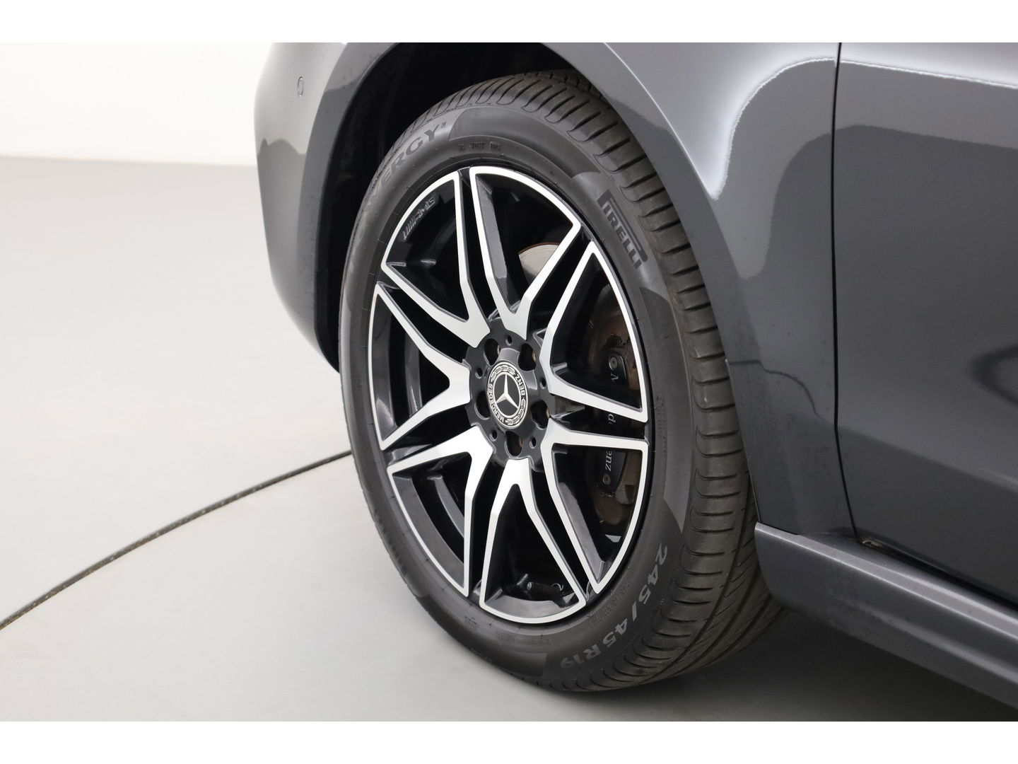 Mercedes-Benz V-Klasse 300d 4-MATIC Lang Avantgarde 7pers. | Pano | AMG Pack | Elek. schuideuren | 360cam | Stoelventi. | Burmester | Memory seats