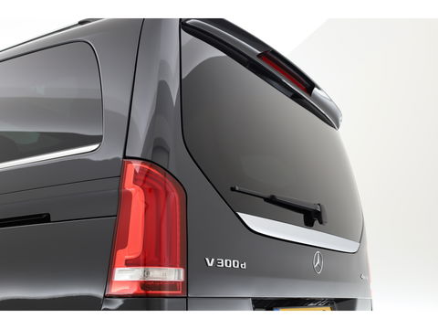 Mercedes-Benz V-Klasse 300d 4-MATIC Lang Avantgarde 7pers. | Pano | AMG Pack | Elek. schuideuren | 360cam | Stoelventi. | Burmester | Memory seats