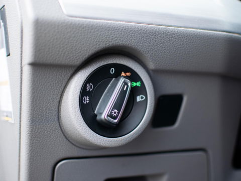 Volkswagen Transporter 2.0 TDI L2H1 Bulli DC Dubbel cabine | Standkachel | Digital Cockpit | 2x Schuifdeur |LED |