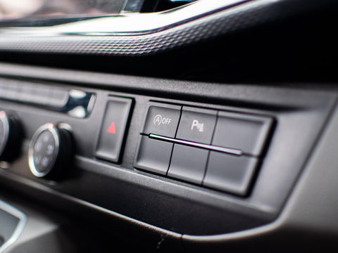 Volkswagen Transporter 2.0 TDI L2H1 Bulli DC Dubbel cabine | Standkachel | Digital Cockpit | 2x Schuifdeur |LED |