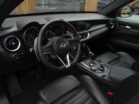 Alfa Romeo Stelvio 2.0 T 281PK AWD automaat Special Ed. Q4 / LED / 2018