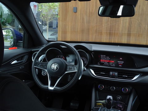 Alfa Romeo Stelvio 2.0 T 281PK AWD automaat Special Ed. Q4 / LED / 2018