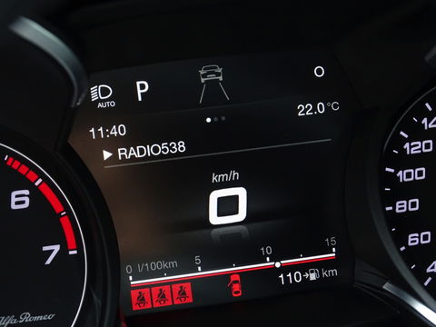 Alfa Romeo Stelvio 2.0 T 281PK AWD automaat Special Ed. Q4 / LED / 2018