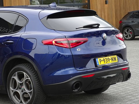 Alfa Romeo Stelvio 2.0 T 281PK AWD automaat Special Ed. Q4 / LED / 2018
