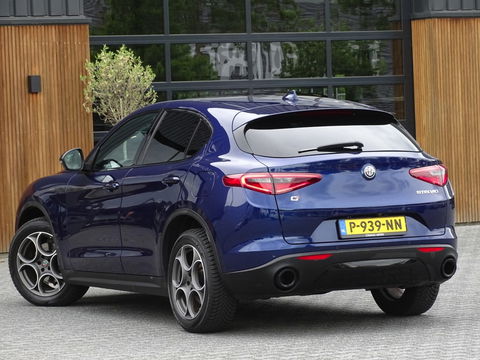 Alfa Romeo Stelvio 2.0 T 281PK AWD automaat Special Ed. Q4 / LED / 2018
