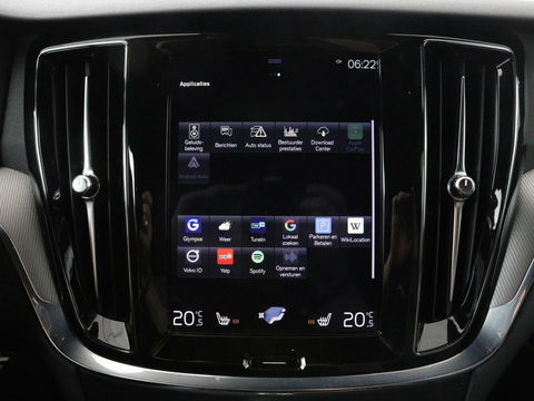 Volvo V60 2.0 T8 Recharge AWD R-Design | Trekhaak | Stoelverwarming | Camera | Harman/Kardon | Adaptive cruise | Memory | Carplay | Navigatie | 19'' lichtmetalen velgen