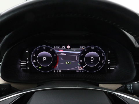 Škoda Kamiq 1.5 TSI Business Edtion | Stoelverwarming | Camera | Trekhaak | Carplay | Keyless | Full LED | Virtual Cockpit | Navigatie | Climate control | Parkeerhulp | Cruise control