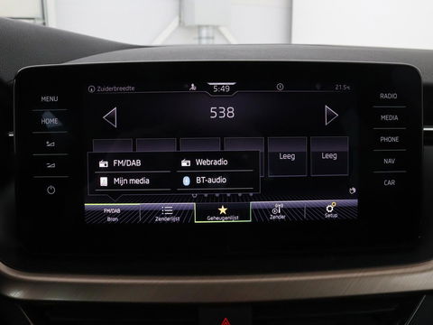 Škoda Kamiq 1.5 TSI Business Edtion | Stoelverwarming | Camera | Trekhaak | Carplay | Keyless | Full LED | Virtual Cockpit | Navigatie | Climate control | Parkeerhulp | Cruise control