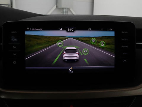 Škoda Kamiq 1.5 TSI Business Edtion | Stoelverwarming | Camera | Trekhaak | Carplay | Keyless | Full LED | Virtual Cockpit | Navigatie | Climate control | Parkeerhulp | Cruise control