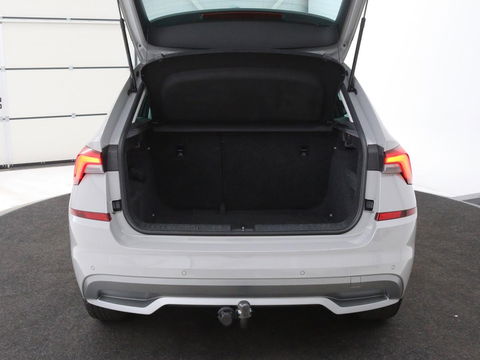 Škoda Kamiq 1.5 TSI Business Edtion | Stoelverwarming | Camera | Trekhaak | Carplay | Keyless | Full LED | Virtual Cockpit | Navigatie | Climate control | Parkeerhulp | Cruise control
