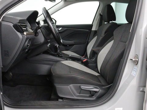 Škoda Kamiq 1.5 TSI Business Edtion | Stoelverwarming | Camera | Trekhaak | Carplay | Keyless | Full LED | Virtual Cockpit | Navigatie | Climate control | Parkeerhulp | Cruise control