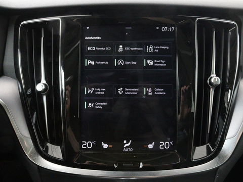 Volvo V60 2.0 D4 Momentum | 1e eigenaar | Panoramadak | Leder | Trekhaak | Stoelverwarming | Carplay | Navigatie | Full LED