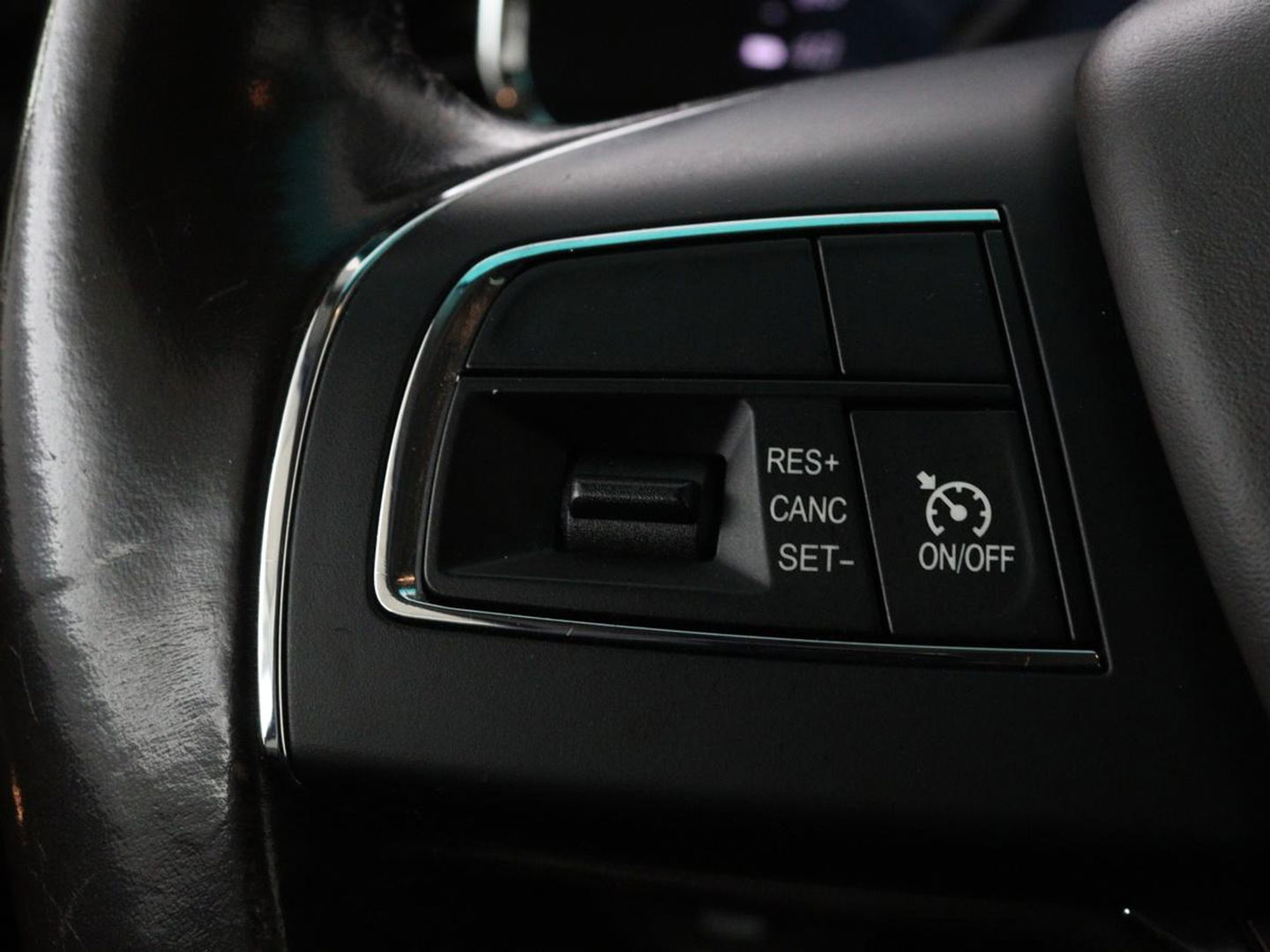 Maserati Quattroporte 3.0 D | Origineel NL | Schuifdak | Stoelventilatie | Leder | Camera | Navigatie | Xenon | Achterbankverwarming | Bluetooth