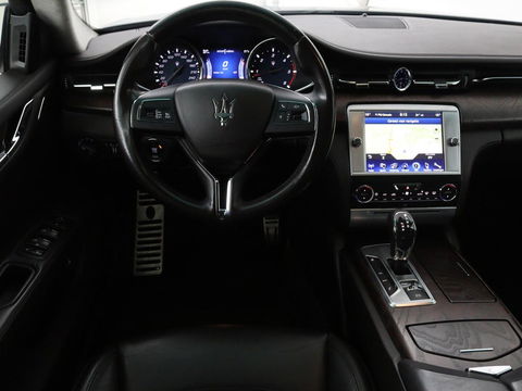 Maserati Quattroporte 3.0 D | Origineel NL | Schuifdak | Stoelventilatie | Leder | Camera | Navigatie | Xenon | Achterbankverwarming | Bluetooth