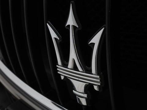 Maserati Quattroporte 3.0 D | Origineel NL | Schuifdak | Stoelventilatie | Leder | Camera | Navigatie | Xenon | Achterbankverwarming | Bluetooth