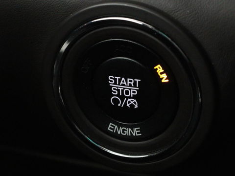 Maserati Quattroporte 3.0 D | Origineel NL | Schuifdak | Stoelventilatie | Leder | Camera | Navigatie | Xenon | Achterbankverwarming | Bluetooth