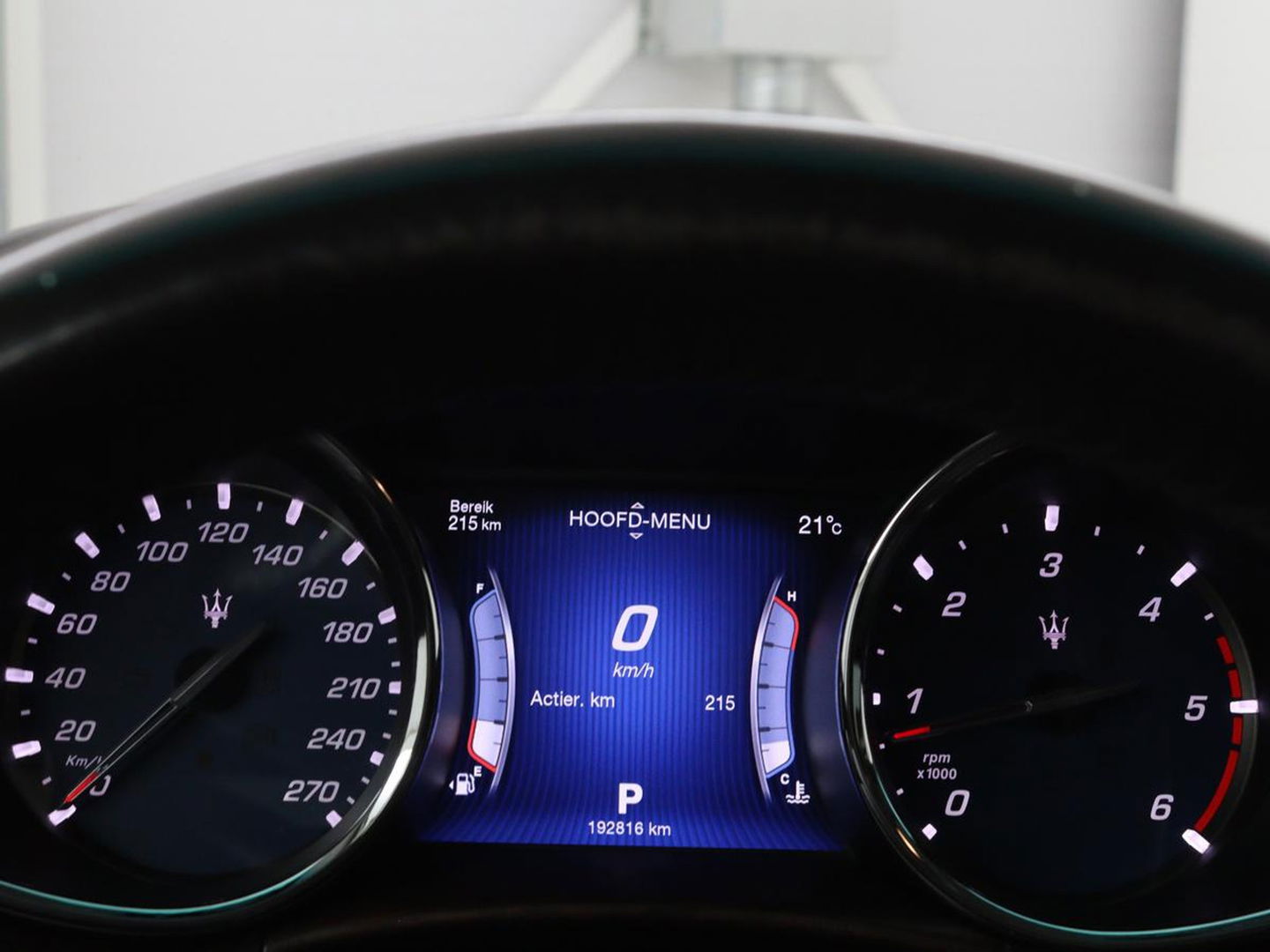 Maserati Quattroporte 3.0 D | Origineel NL | Schuifdak | Stoelventilatie | Leder | Camera | Navigatie | Xenon | Achterbankverwarming | Bluetooth