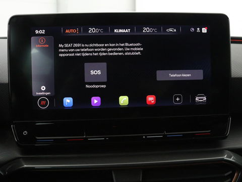 CUPRA Leon 1.4 e-Hybrid | Carplay | Stuurverwarming | Navigatie | Sfeerverlichting | Full LED | Keyless | Sportstoelen | Parkeerhulp | PHEV