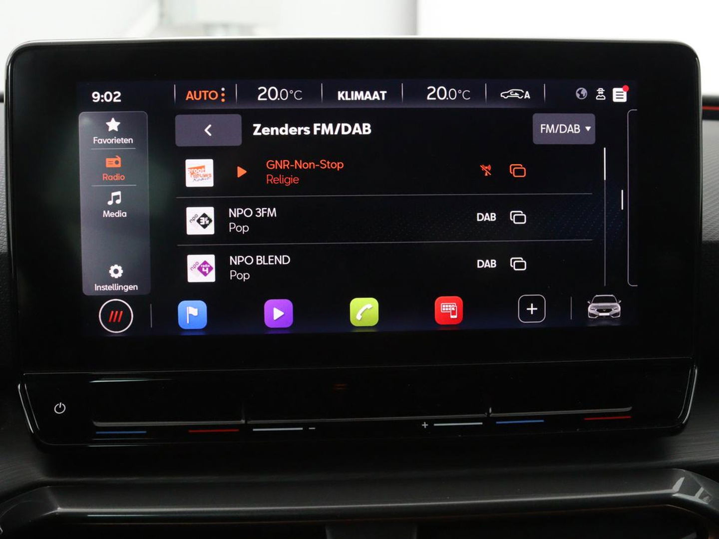 CUPRA Leon 1.4 e-Hybrid | Carplay | Stuurverwarming | Navigatie | Sfeerverlichting | Full LED | Keyless | Sportstoelen | Parkeerhulp | PHEV