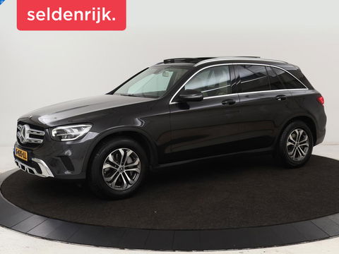 Mercedes-Benz GLC 200 Business Solution Limited | Panoramadak | Leder | Stoelverwarming | Adaptive cruise | Trekhaak | Camera | Carplay