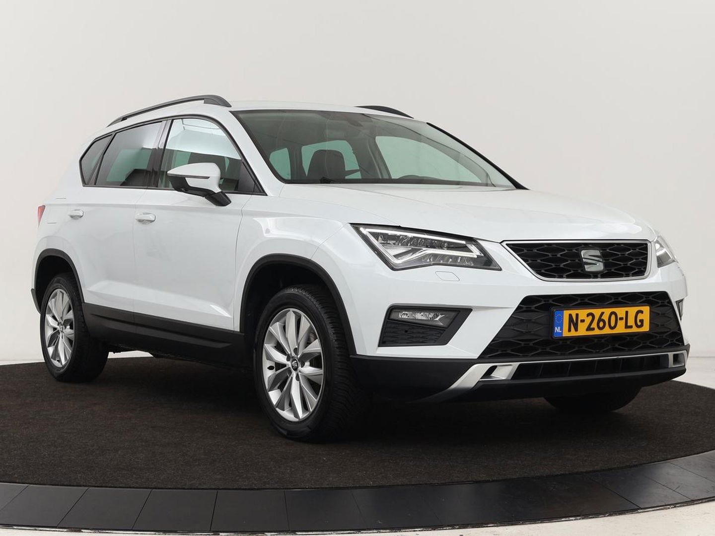 SEAT Ateca 1.4 TSI Style | Trekhaak | Stoelverwarming | Carplay | Parkeerhulp | Climate control | Cruise control | Bluetooth