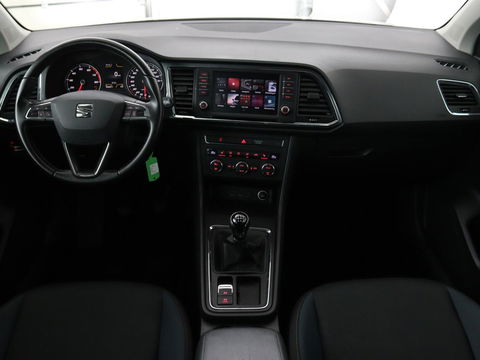 SEAT Ateca 1.4 TSI Style | Trekhaak | Stoelverwarming | Carplay | Parkeerhulp | Climate control | Cruise control | Bluetooth