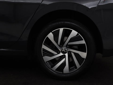Volkswagen Golf 1.4 TSI e-Hybrid Style | Stoel & stuurverwarming | Massage | Adaptive cruise | Carplay | Memory | Navigatie | Sfeerverlichting