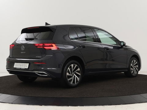 Volkswagen Golf 1.4 TSI e-Hybrid Style | Stoel & stuurverwarming | Massage | Adaptive cruise | Carplay | Memory | Navigatie | Sfeerverlichting