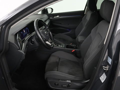 Volkswagen Golf 1.4 TSI e-Hybrid Style | Stoel & stuurverwarming | Massage | Adaptive cruise | Carplay | Memory | Navigatie | Sfeerverlichting