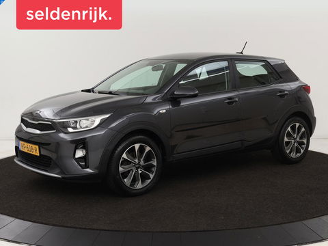 Kia Stonic 1.0 T-GDi ComfortPlusLine Navigator | Trekhaak | Camera | Carplay | Navigatie | Cruise control | Airco | Bluetooth | Parkeerhulp