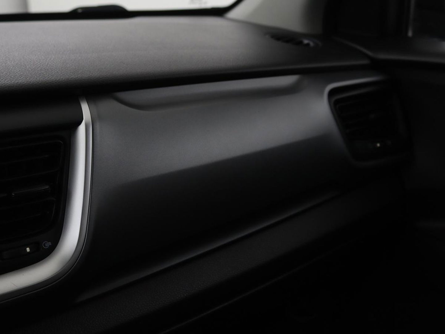 Kia Stonic 1.0 T-GDi ComfortPlusLine Navigator | Trekhaak | Camera | Carplay | Navigatie | Cruise control | Airco | Bluetooth | Parkeerhulp