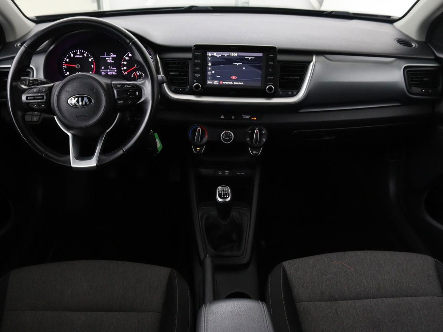 Kia Stonic 1.0 T-GDi ComfortPlusLine Navigator | Trekhaak | Camera | Carplay | Navigatie | Cruise control | Airco | Bluetooth | Parkeerhulp