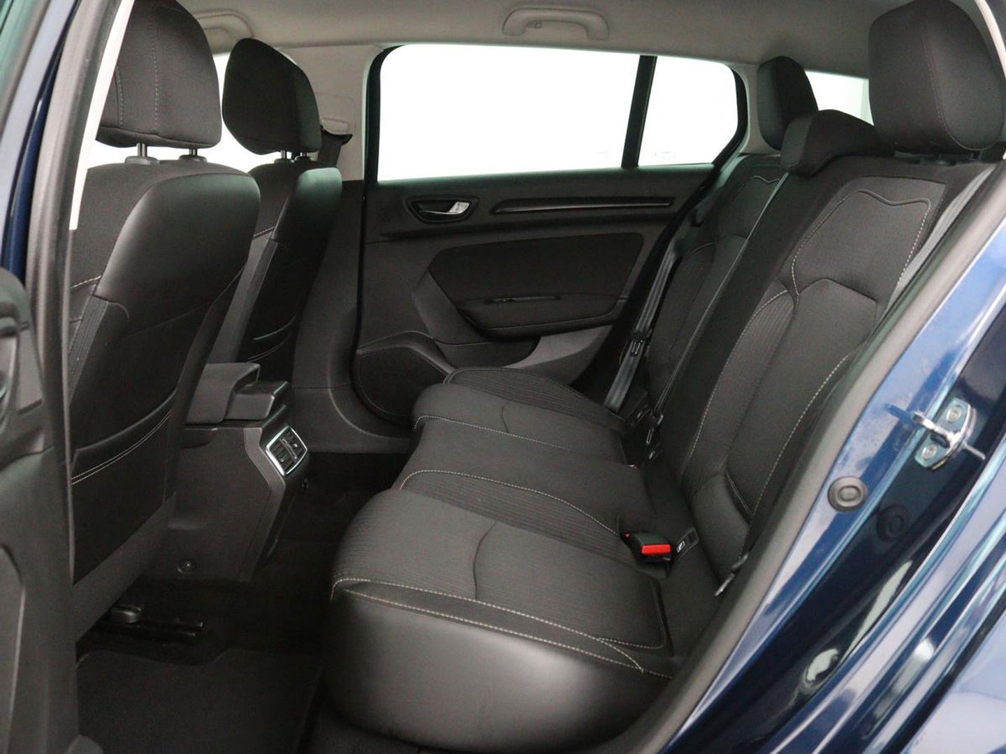 Renault Mégane 1.5 dCi Zen | Trekhaak | Navigatie | Climate control | Parkeerhulp | Bluetooth | Cruise control