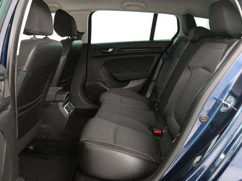 Renault Mégane 1.5 dCi Zen | Trekhaak | Navigatie | Climate control | Parkeerhulp | Bluetooth | Cruise control