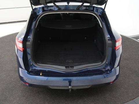 Renault Mégane 1.5 dCi Zen | Trekhaak | Navigatie | Climate control | Parkeerhulp | Bluetooth | Cruise control