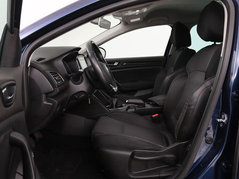 Renault Mégane 1.5 dCi Zen | Trekhaak | Navigatie | Climate control | Parkeerhulp | Bluetooth | Cruise control