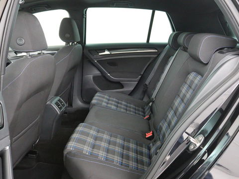 Volkswagen Golf 1.4 TSI GTE | Panoramadak | Navigatie | Full LED | Parkeerhulp | Sportstoelen | Climate control | Cruise control | Bluetooth | 18'' lichtmetalen velgen