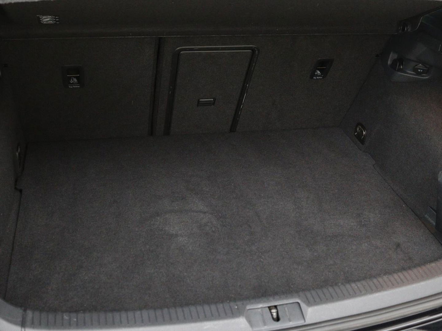 Volkswagen Golf 1.4 TSI GTE | Panoramadak | Navigatie | Full LED | Parkeerhulp | Sportstoelen | Climate control | Cruise control | Bluetooth | 18'' lichtmetalen velgen