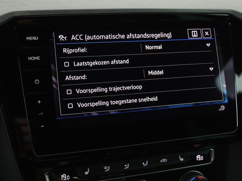 Volkswagen Passat 1.4 TSI PHEV GTE | Panoramadak | Stoelverwarming | Trekhaak | Side Assist | Camera | Carplay | Adaptive cruise | Park Assist | Matrix LED | Massage