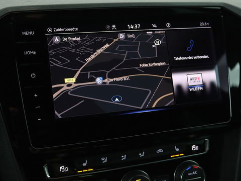 Volkswagen Passat 1.4 TSI PHEV GTE | Panoramadak | Stoelverwarming | Trekhaak | Side Assist | Camera | Carplay | Adaptive cruise | Park Assist | Matrix LED | Massage