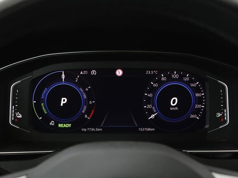 Volkswagen Passat 1.4 TSI PHEV GTE | Panoramadak | Stoelverwarming | Trekhaak | Side Assist | Camera | Carplay | Adaptive cruise | Park Assist | Matrix LED | Massage