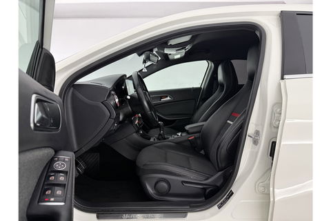 Mercedes-Benz A-Klasse 180 Ambition | APK tot 03-2026 | LED Airco 19"LMV Navigatie Bluetooth Elektrpakket