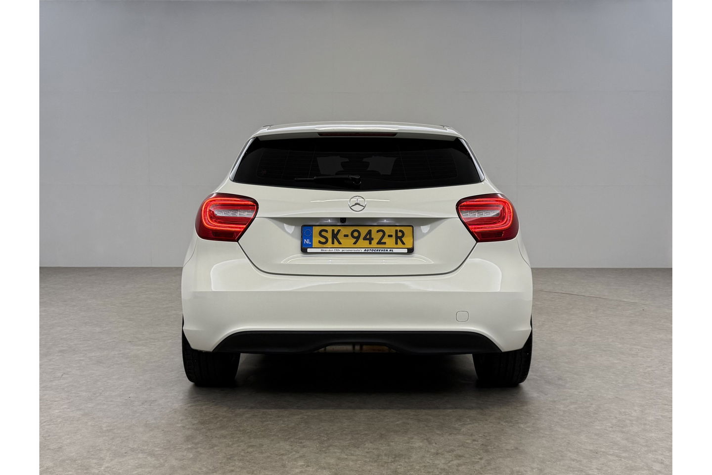Mercedes-Benz A-Klasse 180 Ambition | APK tot 03-2026 | LED Airco 19"LMV Navigatie Bluetooth Elektrpakket