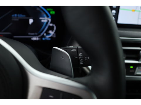 BMW X3 xDrive30e M Sport | Navi | Leder | 20'' | Camera | Stoelverw. | Apple CarPlay