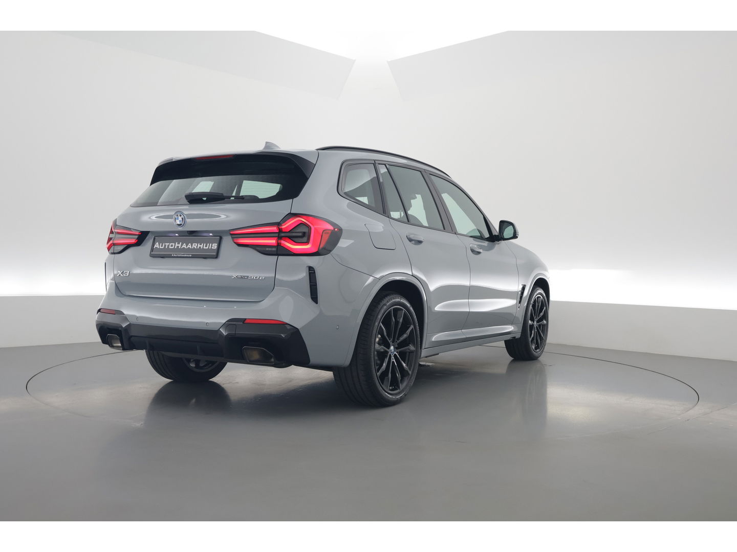 BMW X3 xDrive30e M Sport | Navi | Leder | 20'' | Camera | Stoelverw. | Apple CarPlay