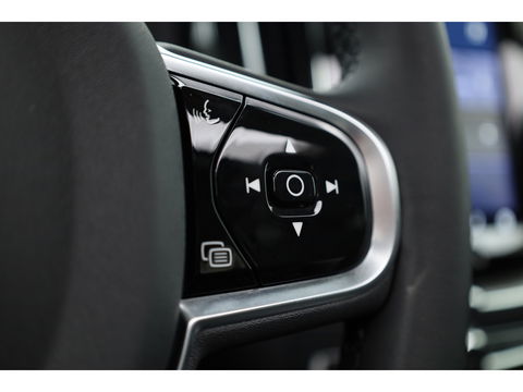 Volvo XC60 T8 Recharge Plus Dark | Pano | 21'' | Memory seats | 360cam | Harman Kardon | Pilot Assist