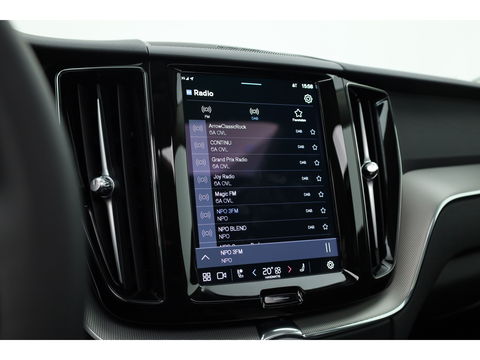 Volvo XC60 T8 Recharge Plus Dark | Pano | 21'' | Memory seats | 360cam | Harman Kardon | Pilot Assist