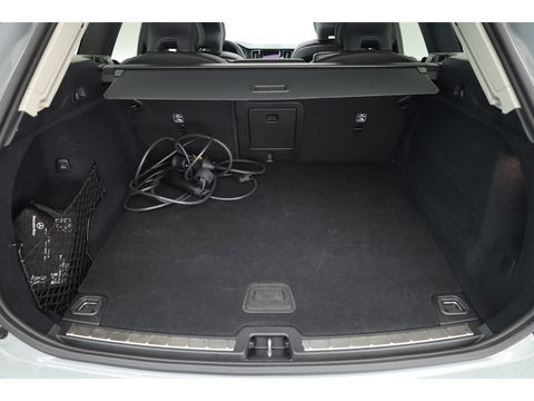 Volvo XC60 T8 Recharge Plus Dark | Pano | 21'' | Memory seats | 360cam | Harman Kardon | Pilot Assist
