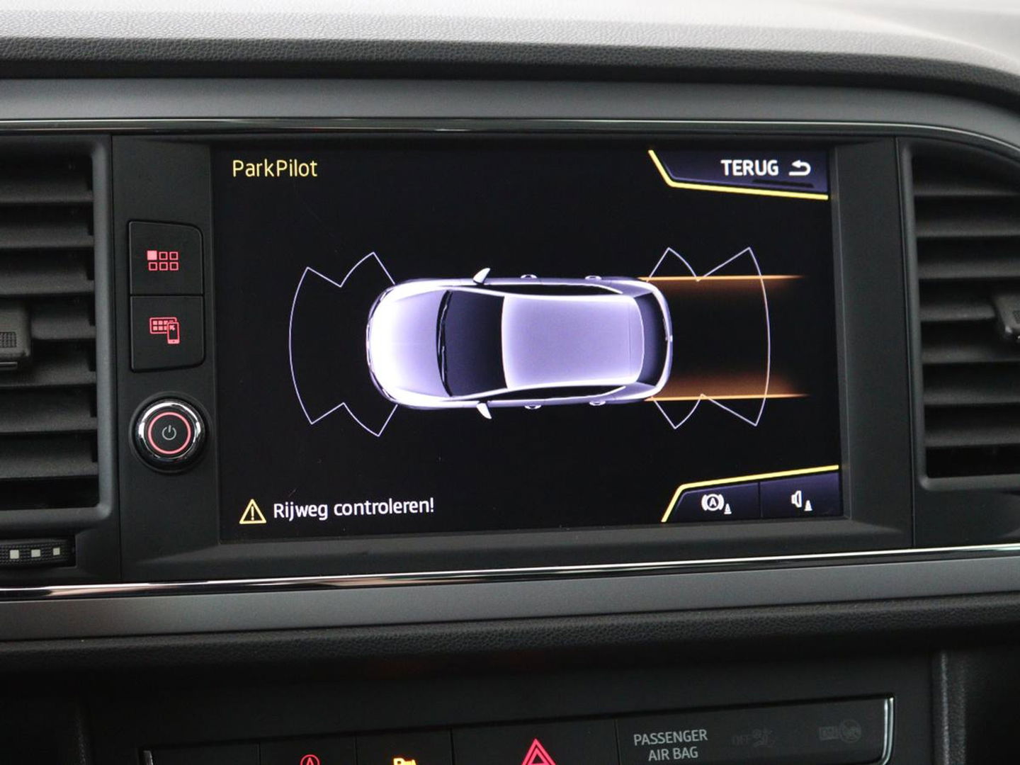 SEAT Leon 1.0 TSI Style Intens | Automaat | Carplay | Navigatie | Keyless | Parkeerhulp | Climate control | Cruise control | Bluetooth