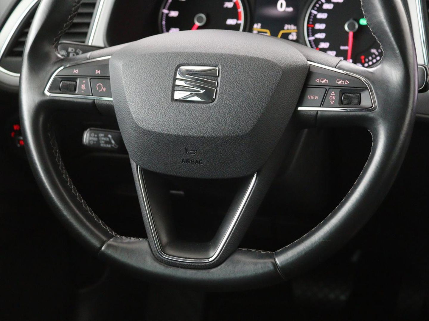 SEAT Leon 1.0 TSI Style Intens | Automaat | Carplay | Navigatie | Keyless | Parkeerhulp | Climate control | Cruise control | Bluetooth